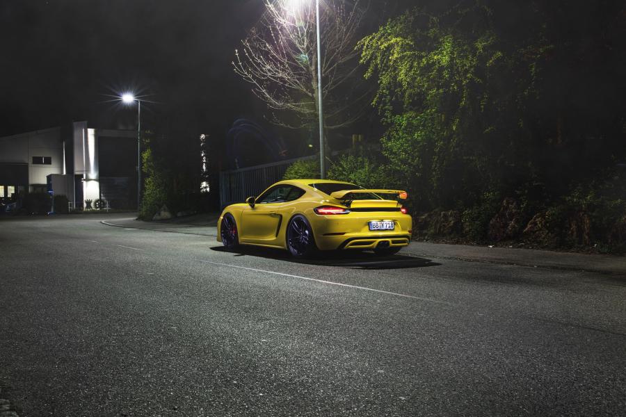  Porsche 718 Cayman by TechArt 2016 года  (фото 18 из 35)